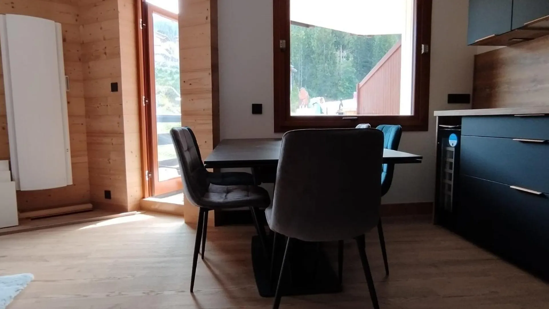 Hearth Of Courchevel - La Tania Apartment
