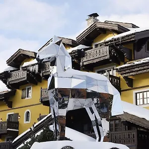 4* Отель Cheval Blanc