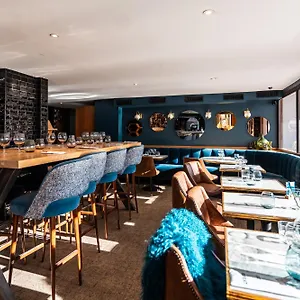 4* Отель Fahrenheit Seven
